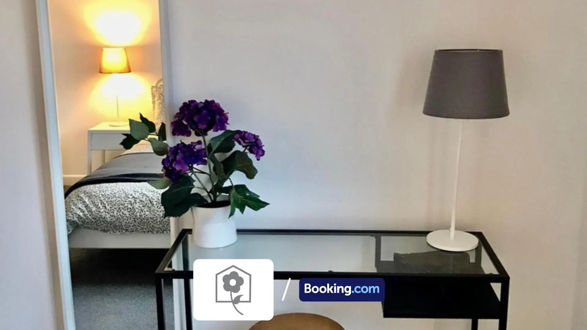Highfield House: Spacious Detached Stay with Free Parking Southampton Holiday home